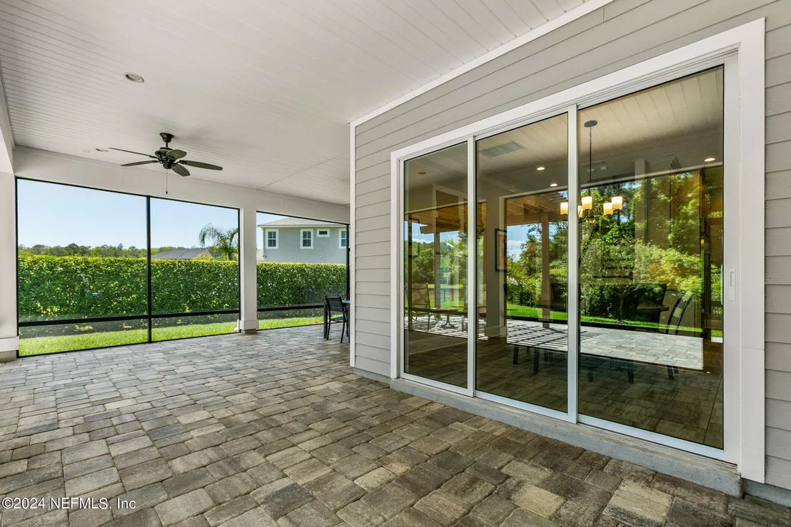 Photo of 863 OLD BLUFF Drive