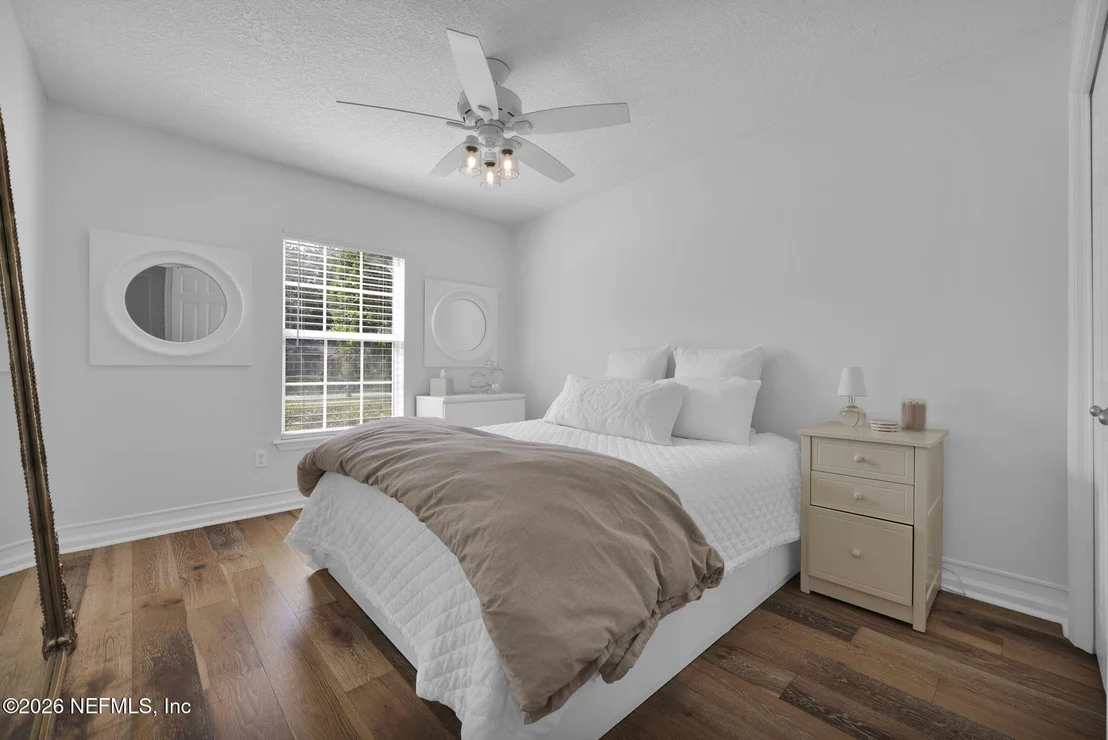 Photo of 2290 EAGLE HARBOR Parkway