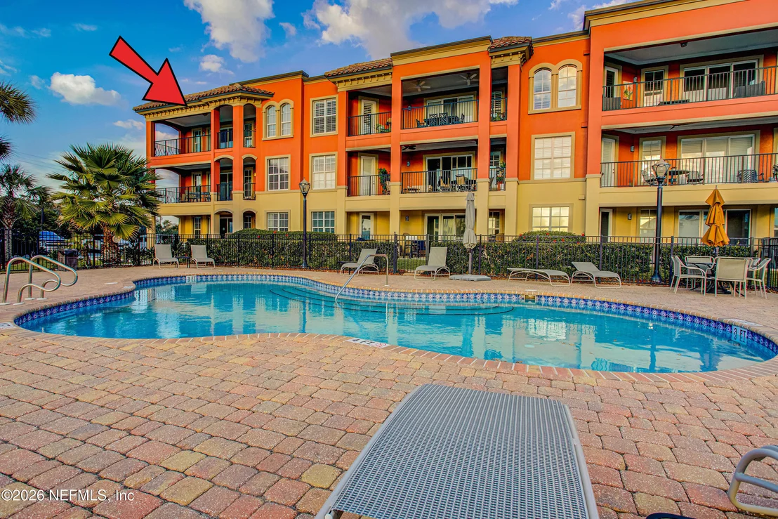 Photo of Unit 303 at 115 SUNSET HARBOR Way