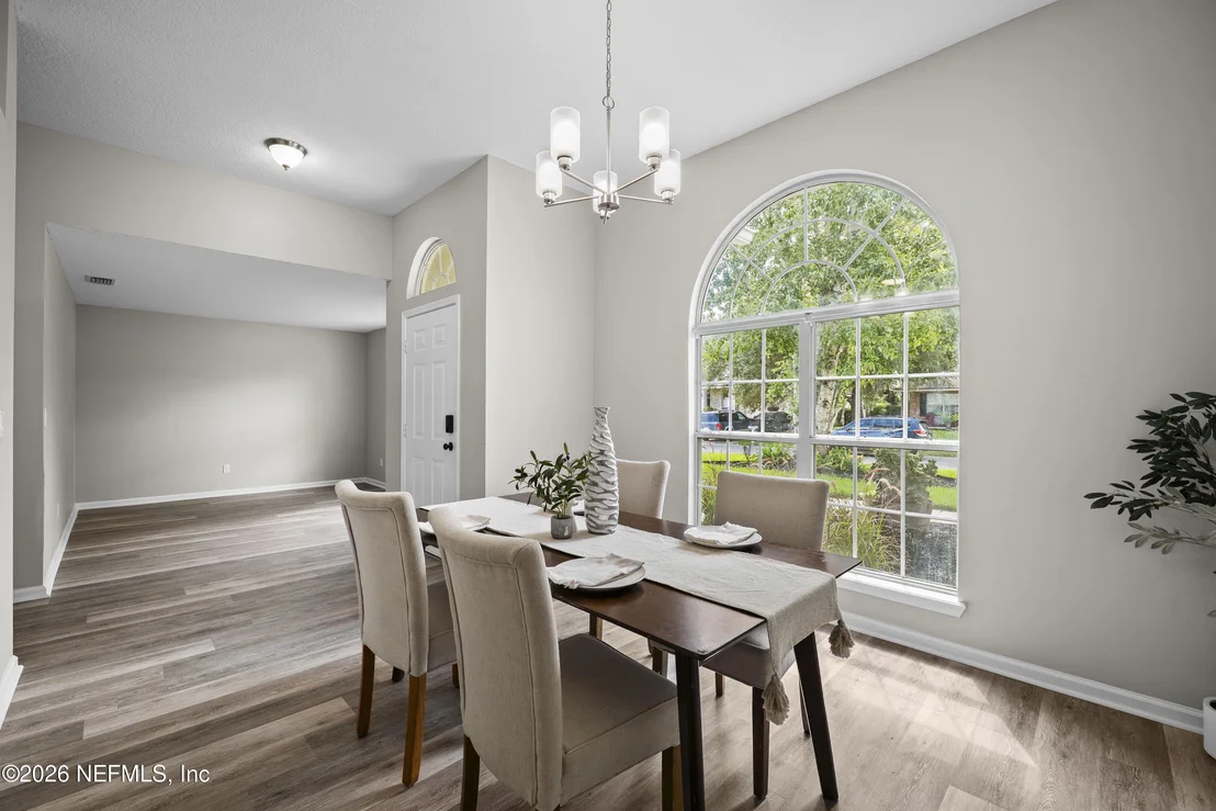 Photo of 4048 EDGELAND Trail
