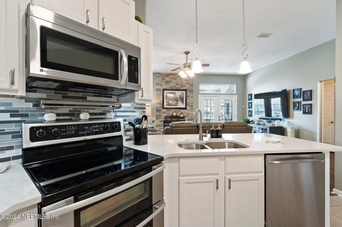 Photo of 14616 GREENOVER Lane