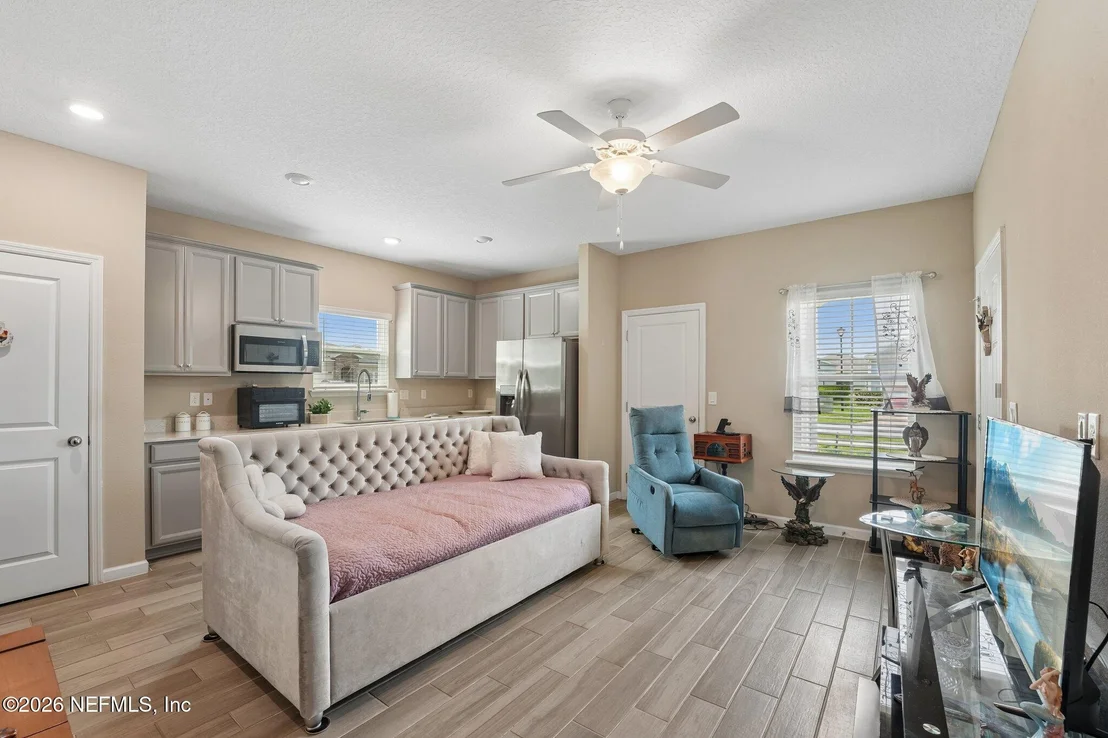 Photo of 3842 HEATHERBROOK Place