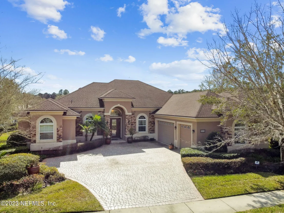 Photo of 608 DONALD ROSS Way