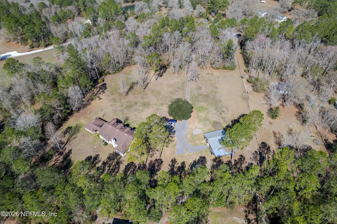 Photo of 8404 NESBITT Road