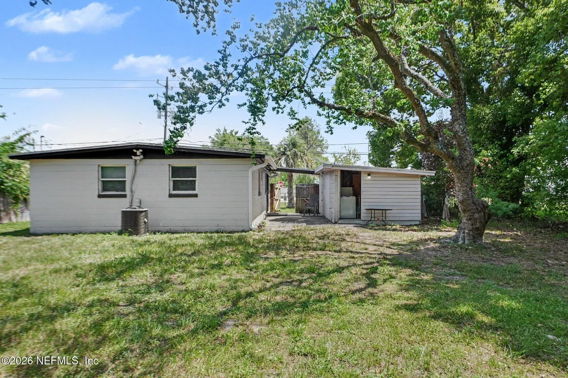 Photo of 913 DEPAUL Drive