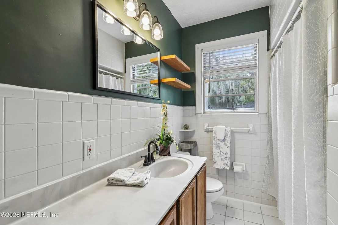 Photo of 3010 JOLLY Road