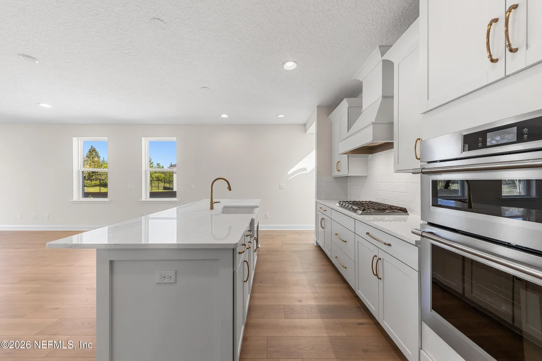 Photo of 357 DOWNRIVER Road
