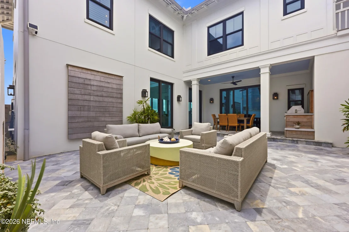 Photo of 688 OCEAN PALM Way