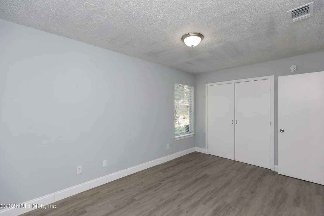 Photo of 1003 DANIEL Street