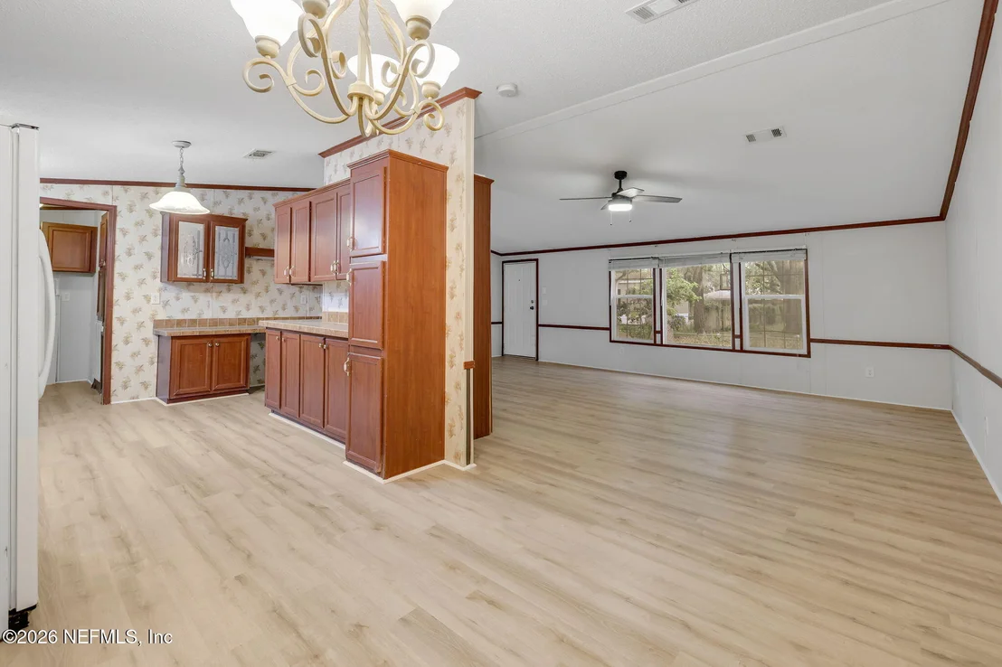 Photo of 1134 HARMONY Drive N