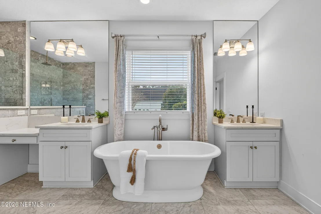 Photo of 73 GREENVIEW Lane