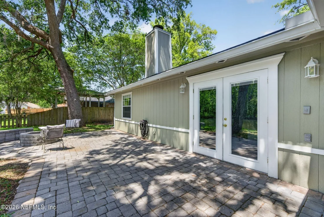 Photo of 572 COZYBROOK Lane