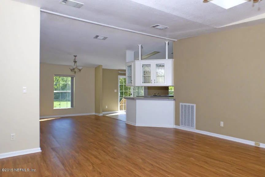 Photo of 5749 MAVERICK Road