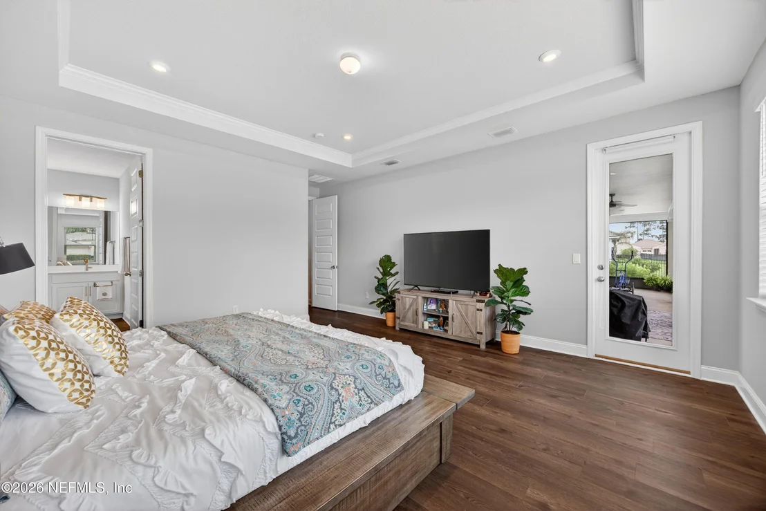 Photo of 85491 FALL RIVER Parkway