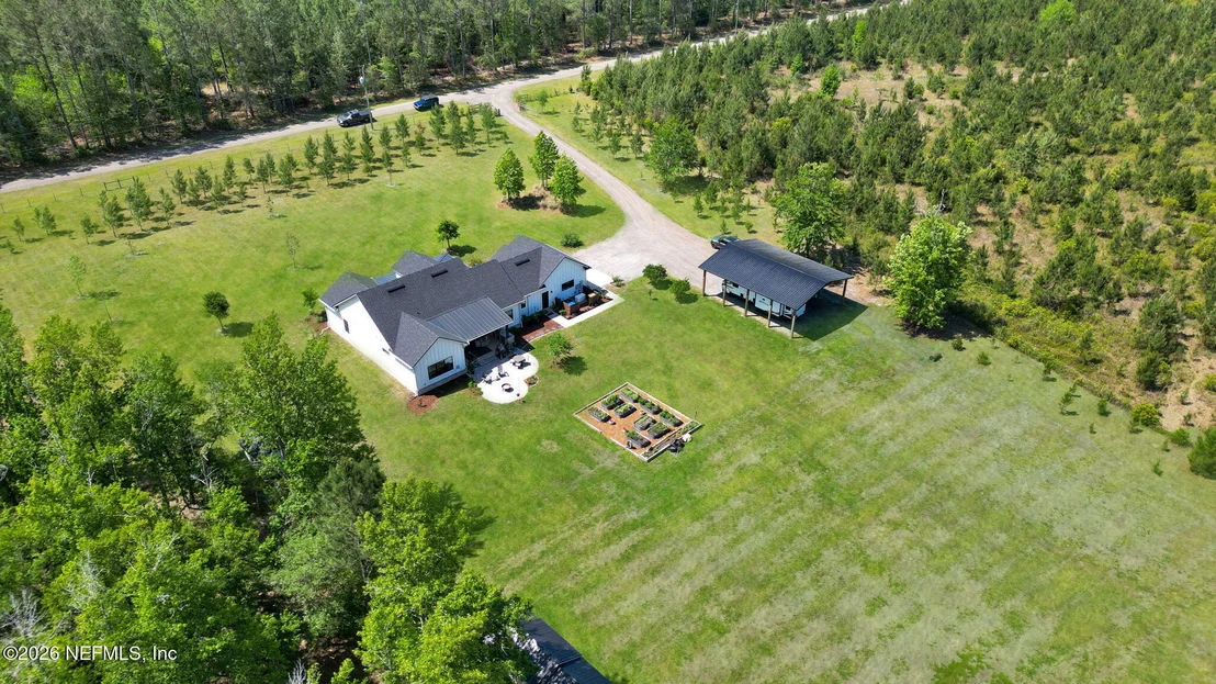 Photo of 57353 SANDY OAKS Lane