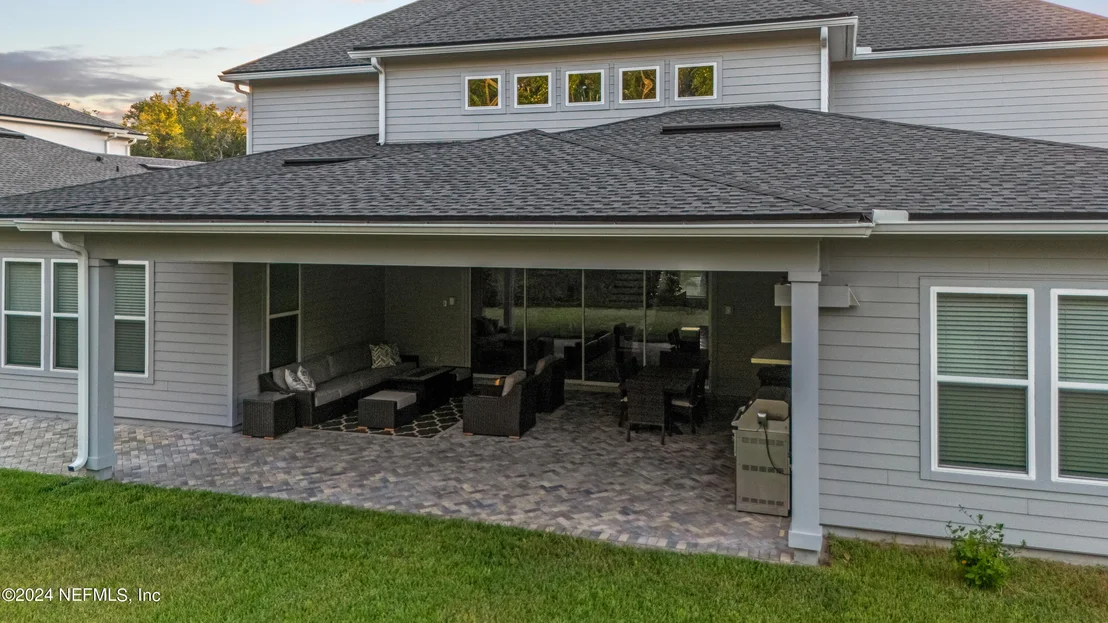 Photo of 10511 SILVERBROOK Trail