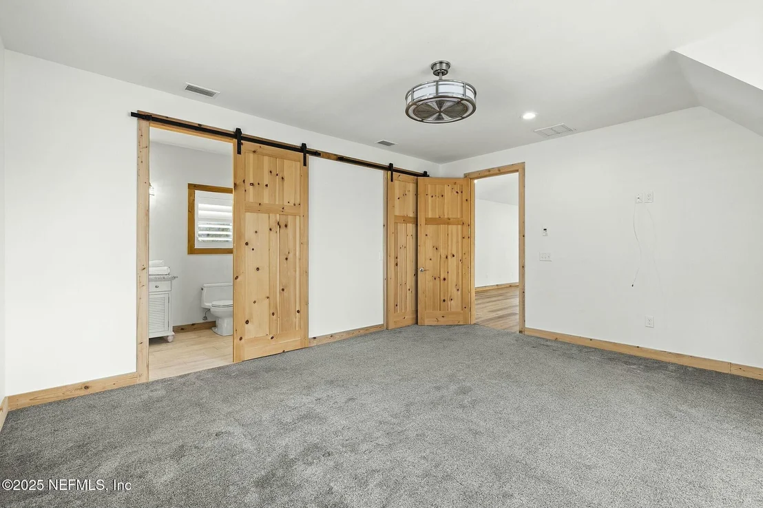 Photo of 4841 STATE ROAD 13 N