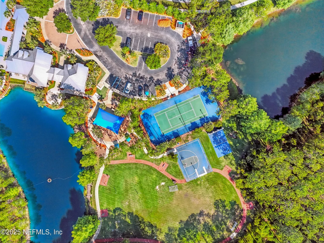 Photo of 372 JOHNS CREEK Parkway