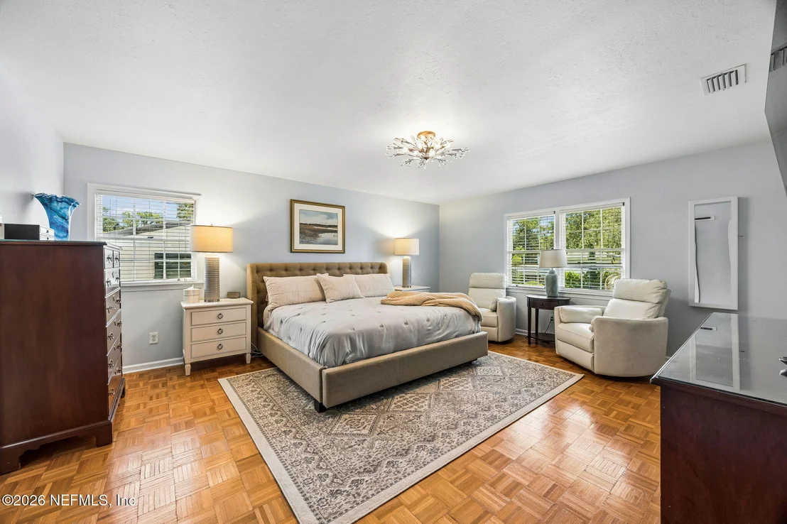 Photo of 2321 EGREMONT Drive