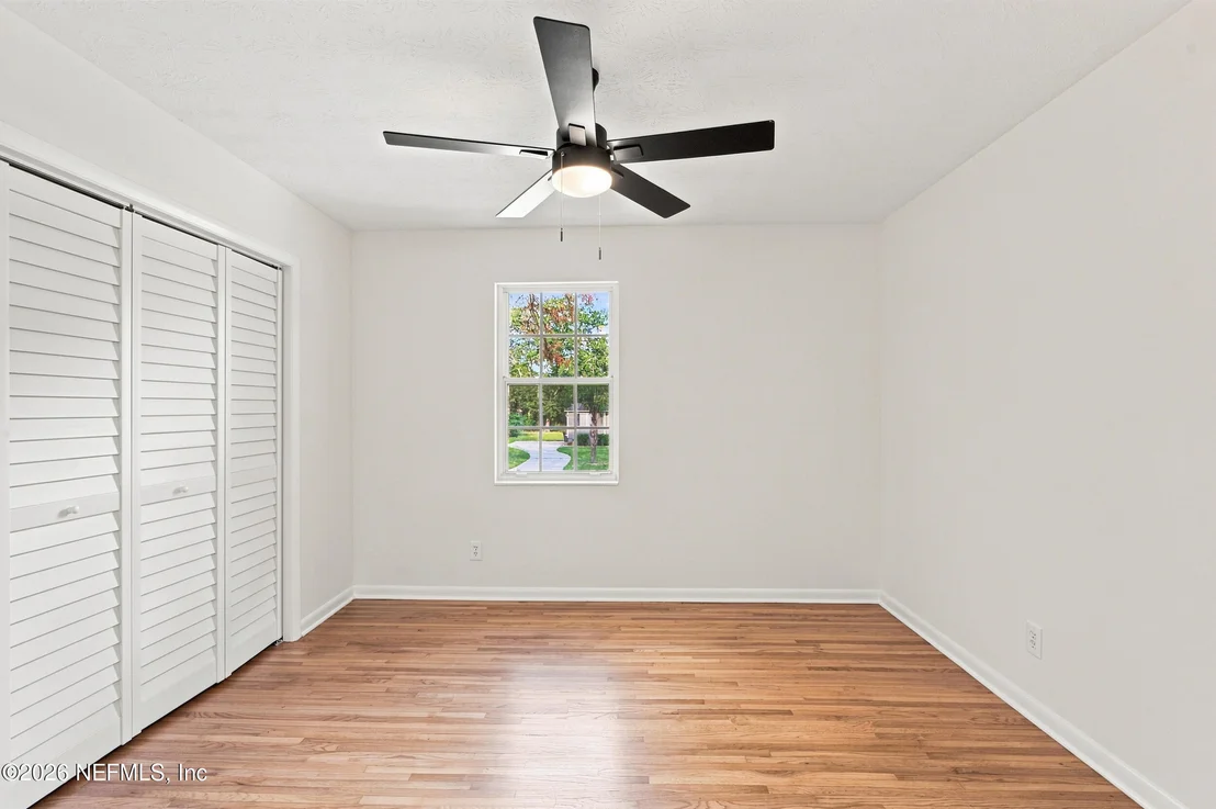 Photo of 116 SUZANNE Avenue