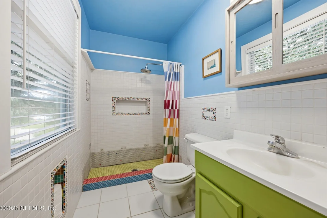 Photo of 525 2ND Street