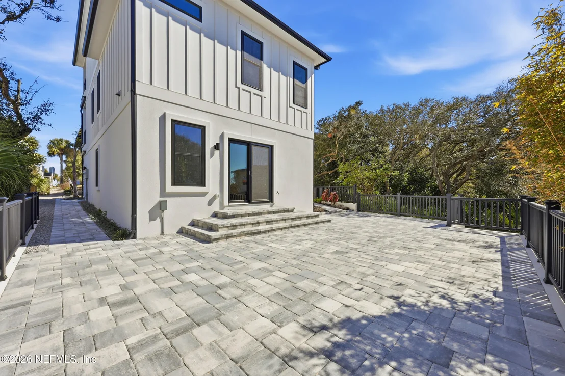 Photo of 5599 PELICAN Way