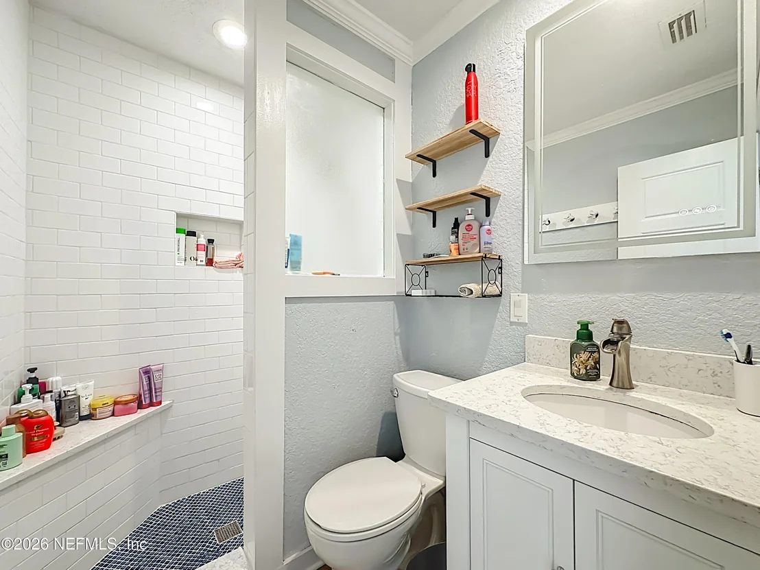 Photo of 18 SOLANO Avenue