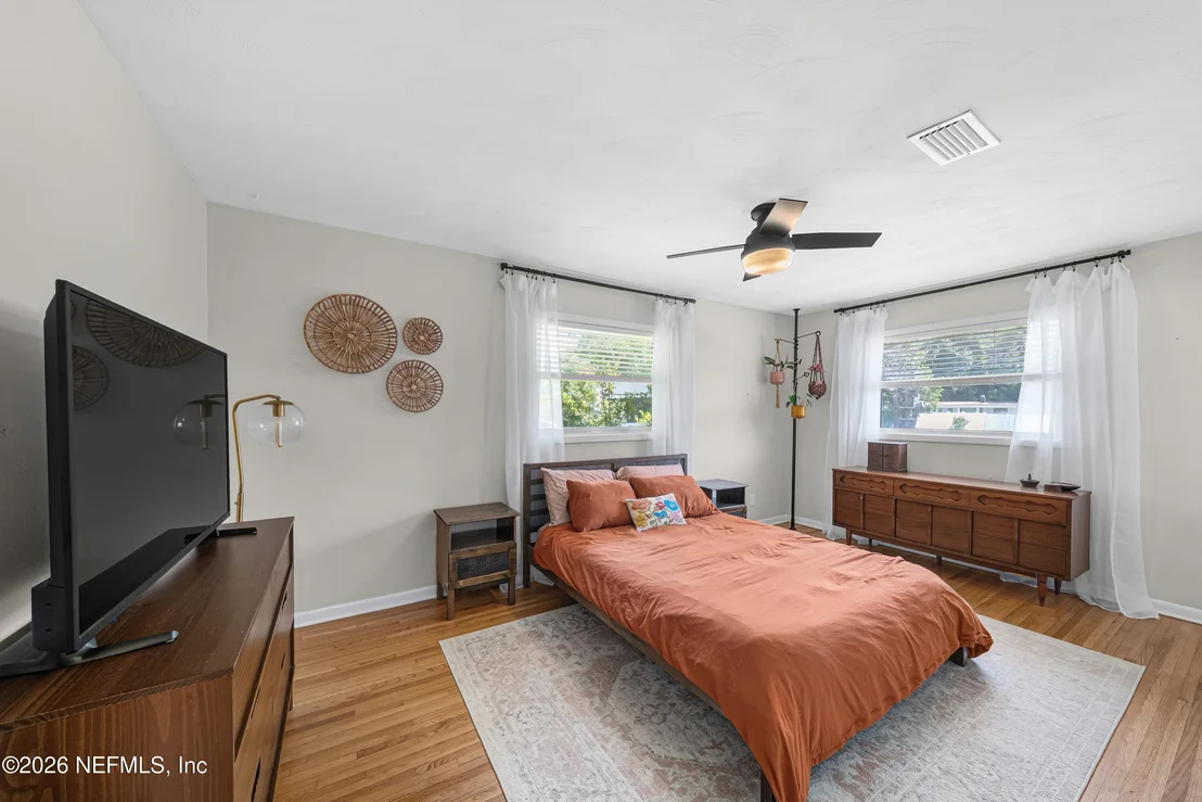 Photo of 5539 RIVERTON Road