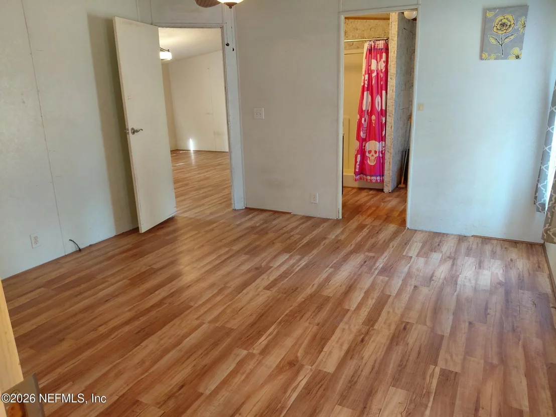 Photo of 426 CARTERET Road
