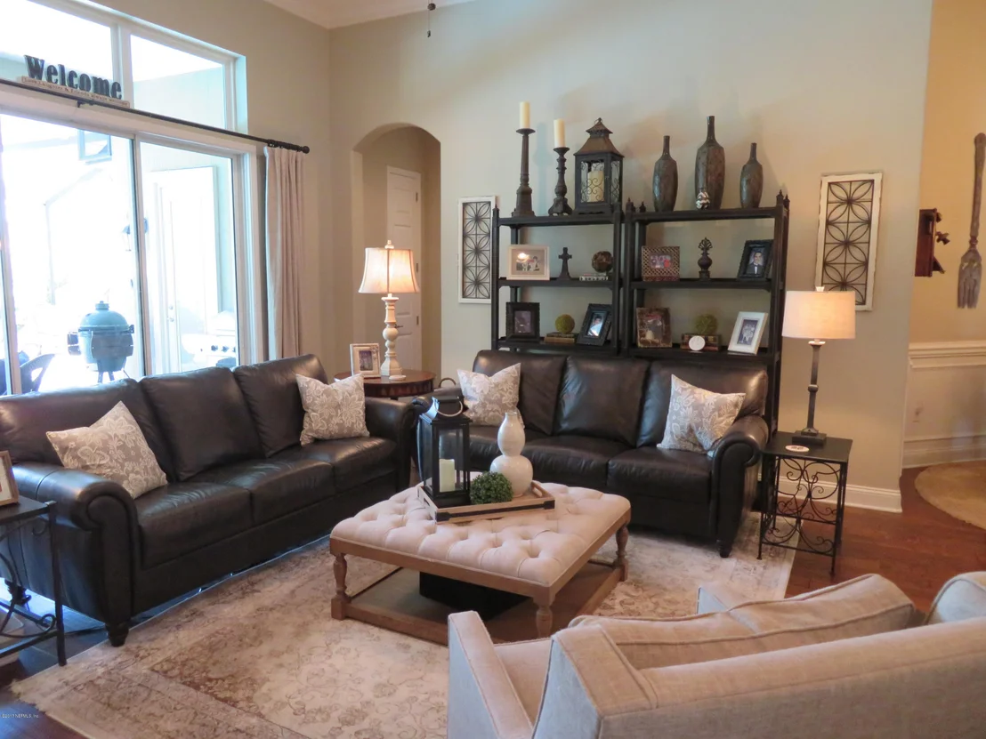 Photo of 106 AVERLEY Way