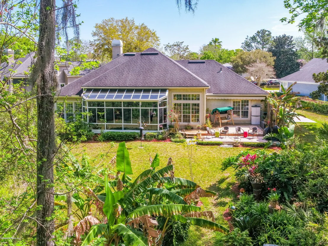 Photo of 8128 SUFFIELD Court