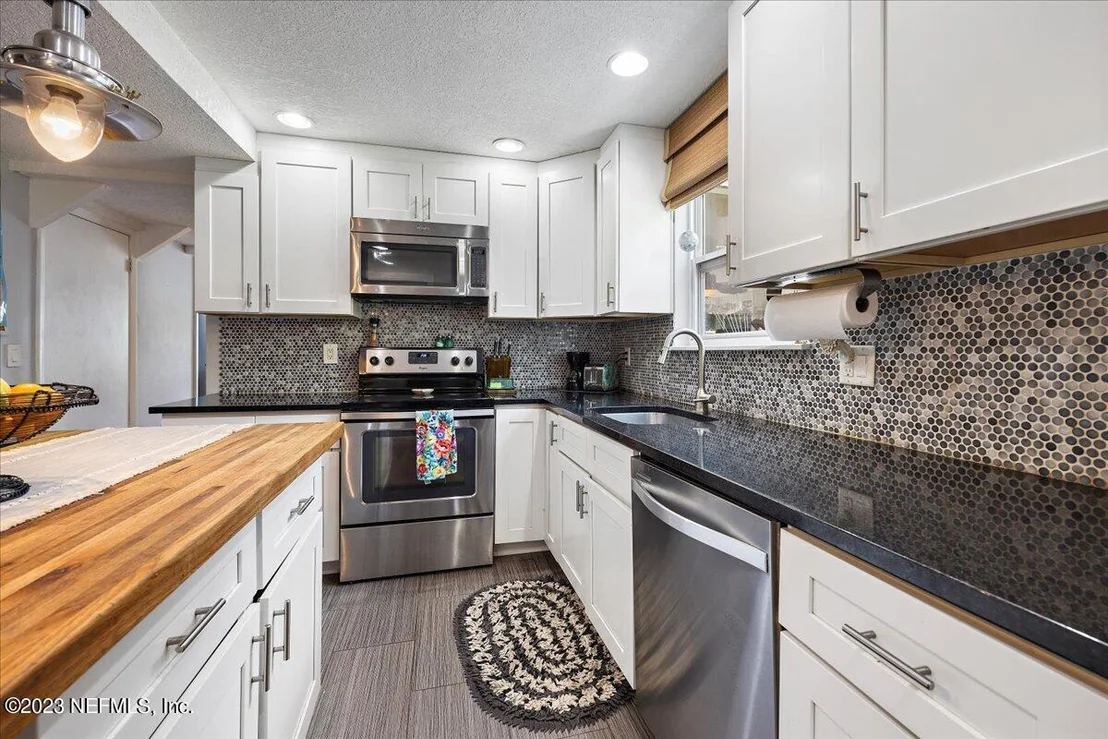 Photo of 3709 ARROWHEAD Drive