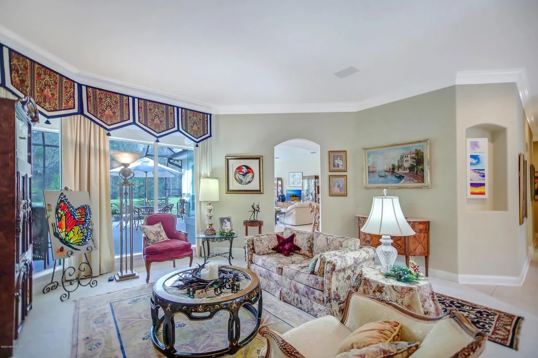 Photo of 261 PINEHURST POINTE Drive