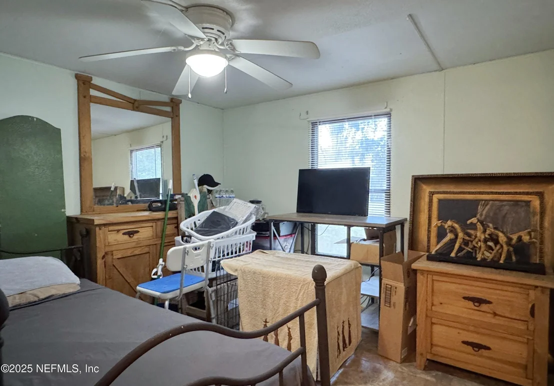 Photo of 159 JEWEL Avenue