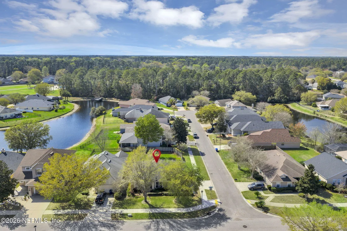 Photo of 13696 DEVAN LEE Drive E