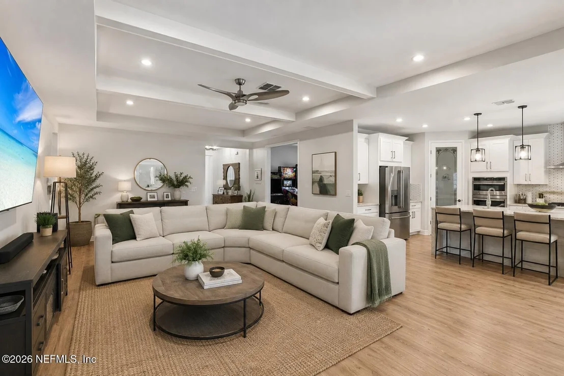 Photo of 576 MARQUESA Circle
