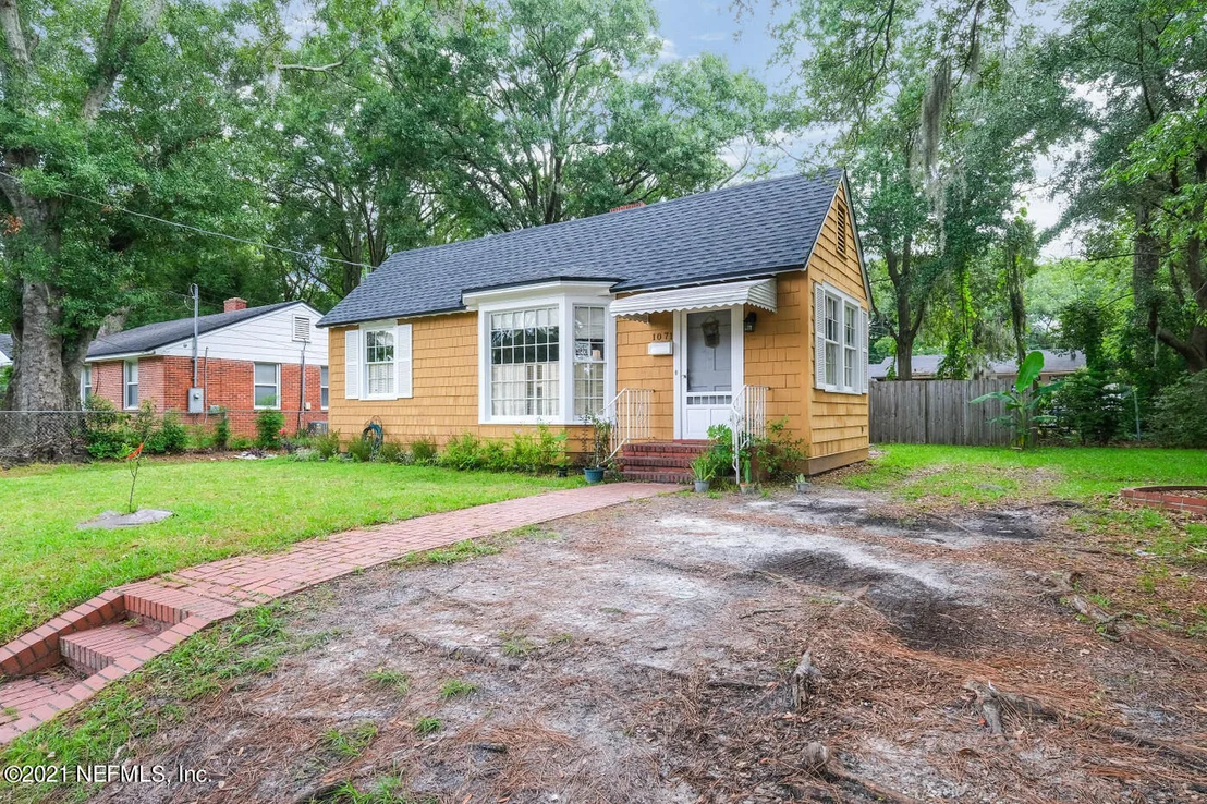 Photo of 1071 WILLIS Drive