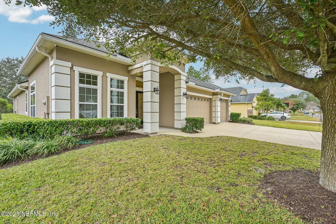 Photo of 403 WILLOW WINDS Parkway