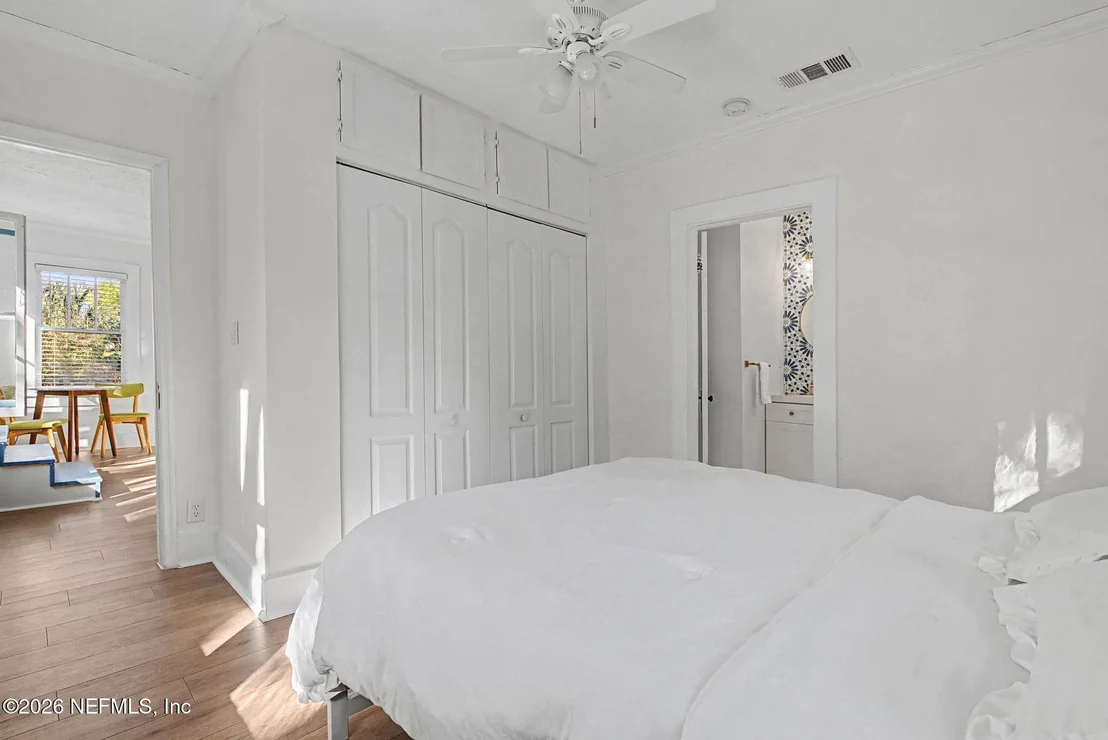 Photo of 16 MYRTLE Avenue