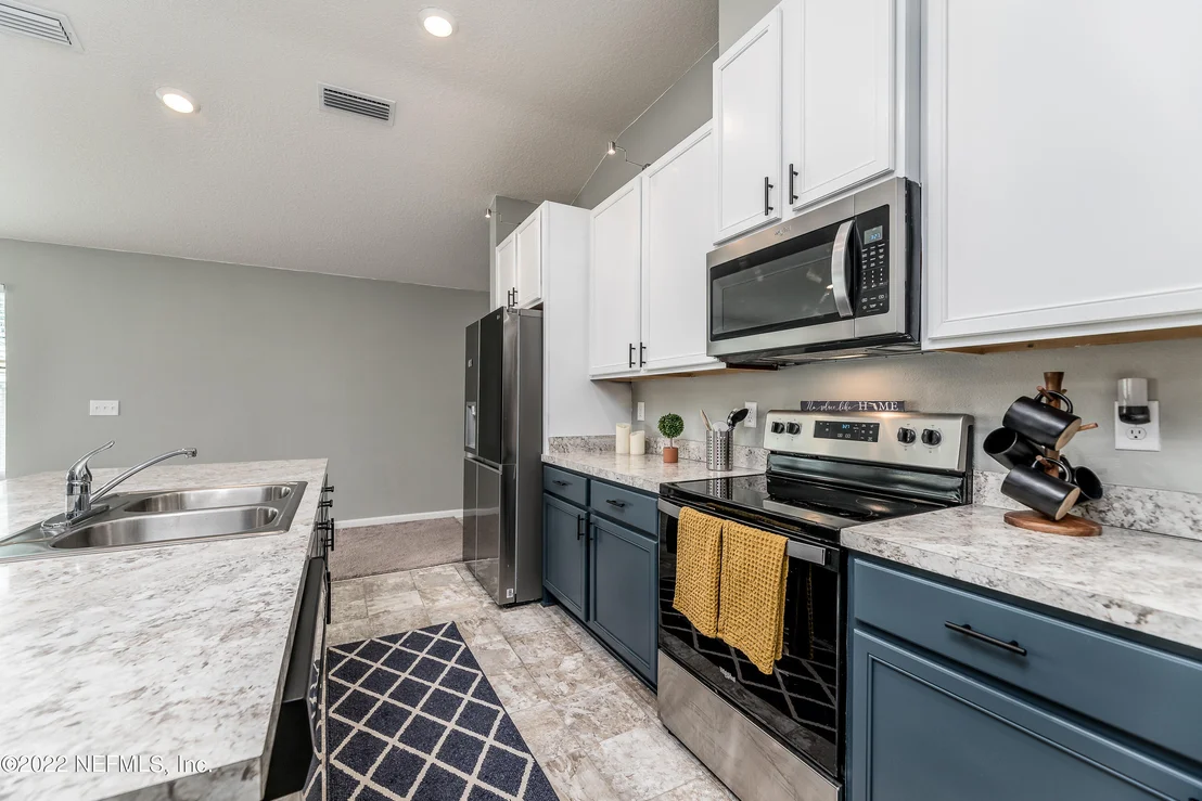 Photo of 8174 GUILD Way