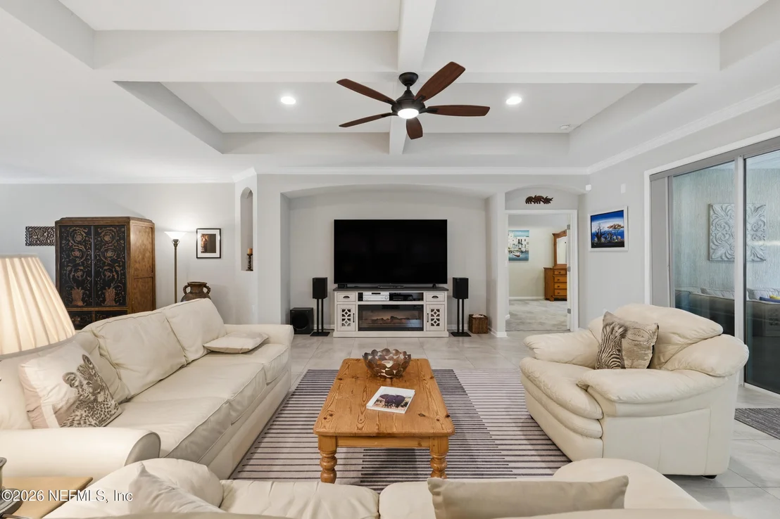 Photo of 24 GREENVIEW Lane