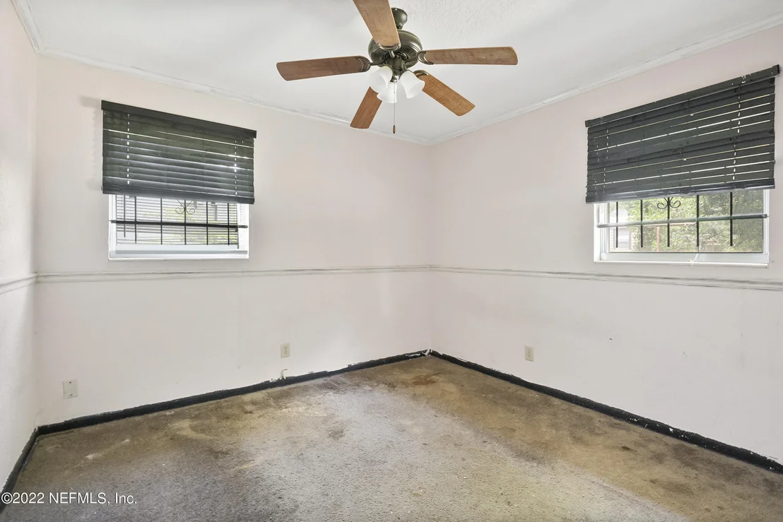Photo of 8515 BERMUDA Road
