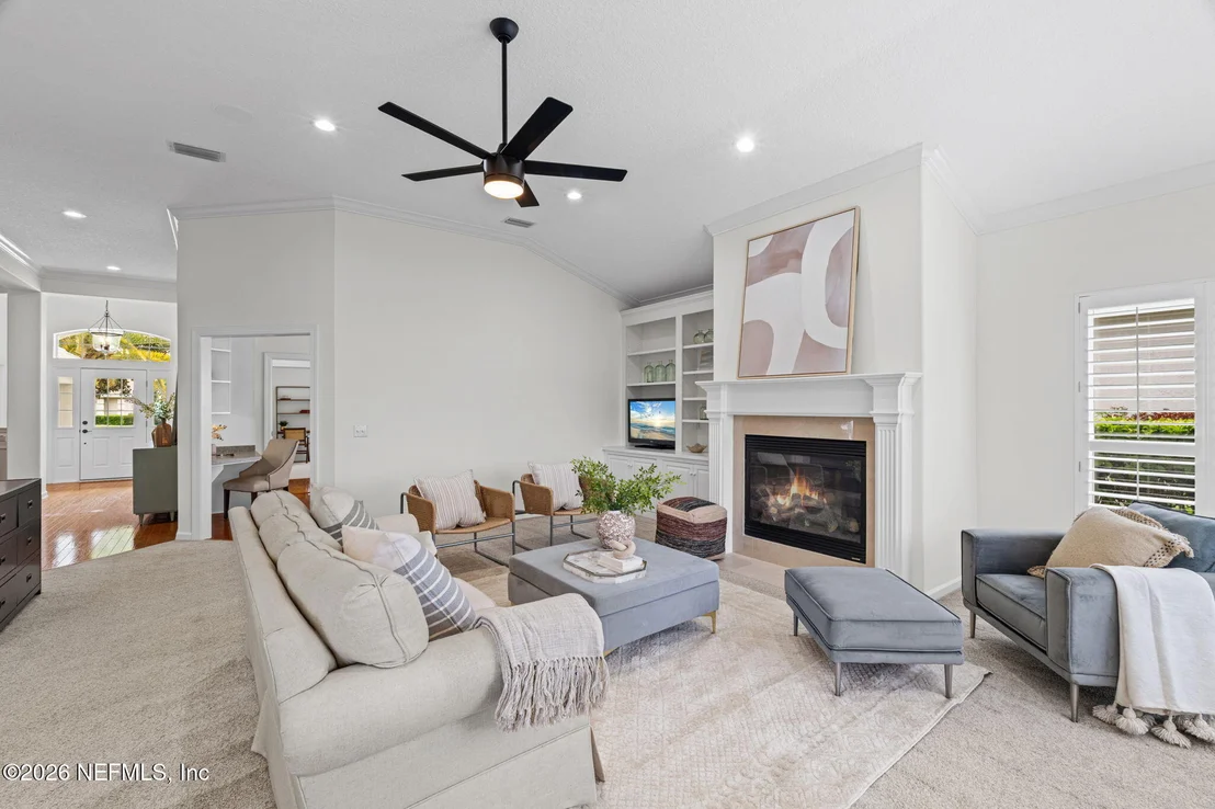 Photo of 332 MARSHSIDE Drive N