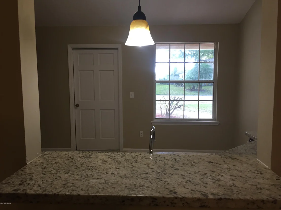 Photo of 952 LONG LAKE Drive