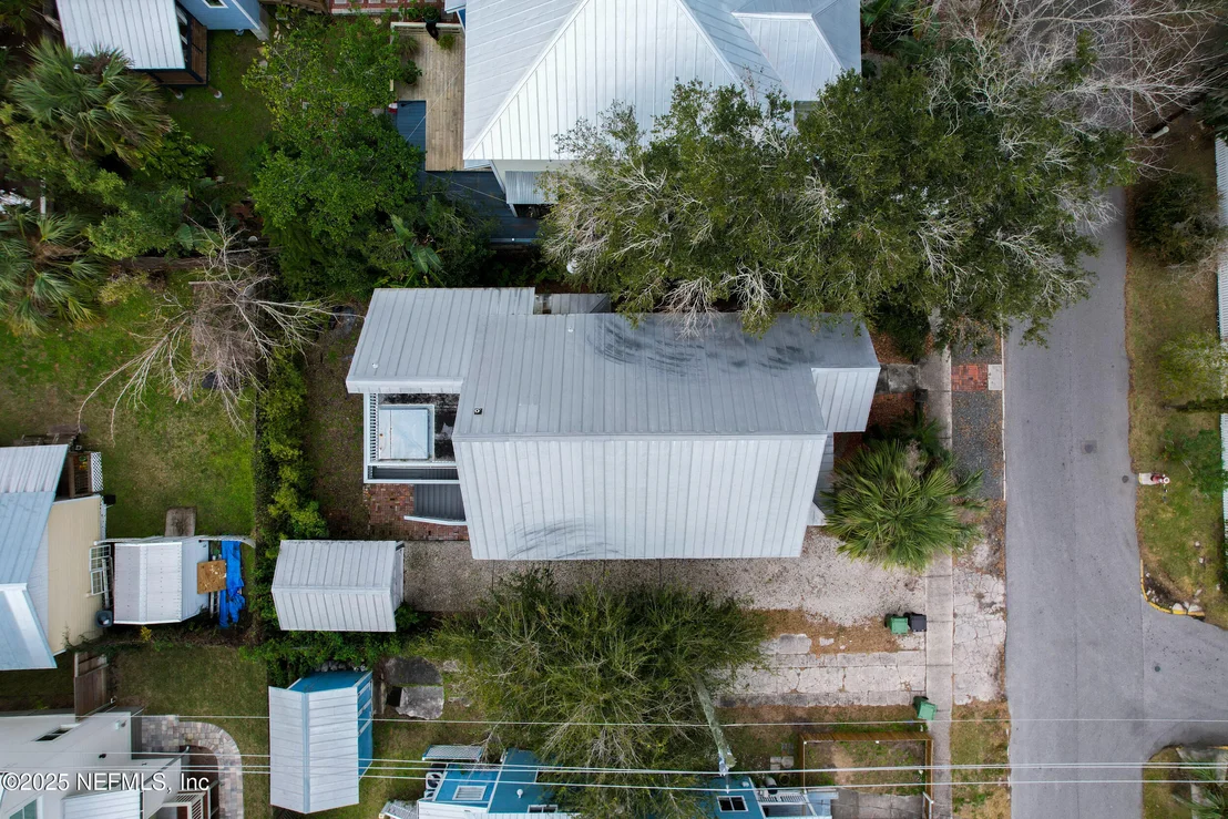 Photo of 66 WEEDEN Street