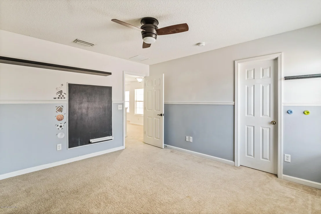 Photo of 935 CHURCHHILL Lane