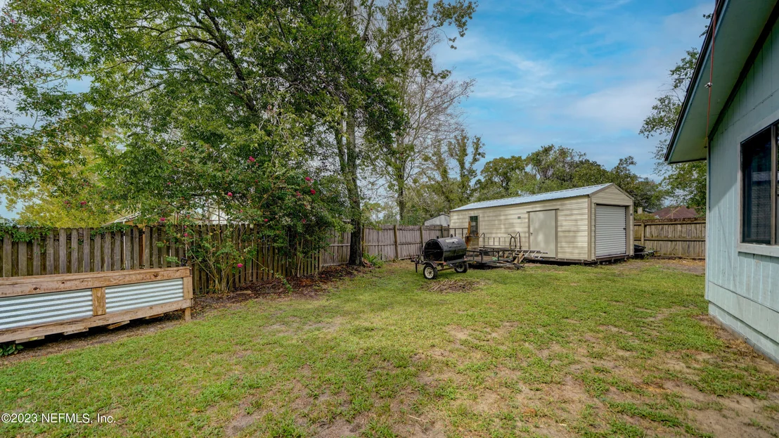 Photo of 8169 MORRISTOWN Trail