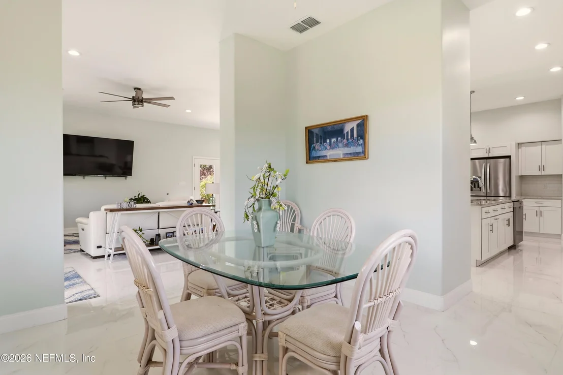 Photo of 5900 COSTANERO Road