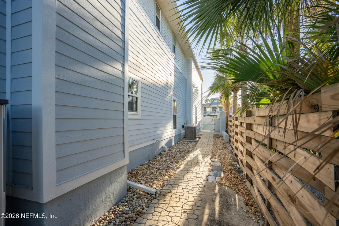 Photo of 5042 ATLANTIC