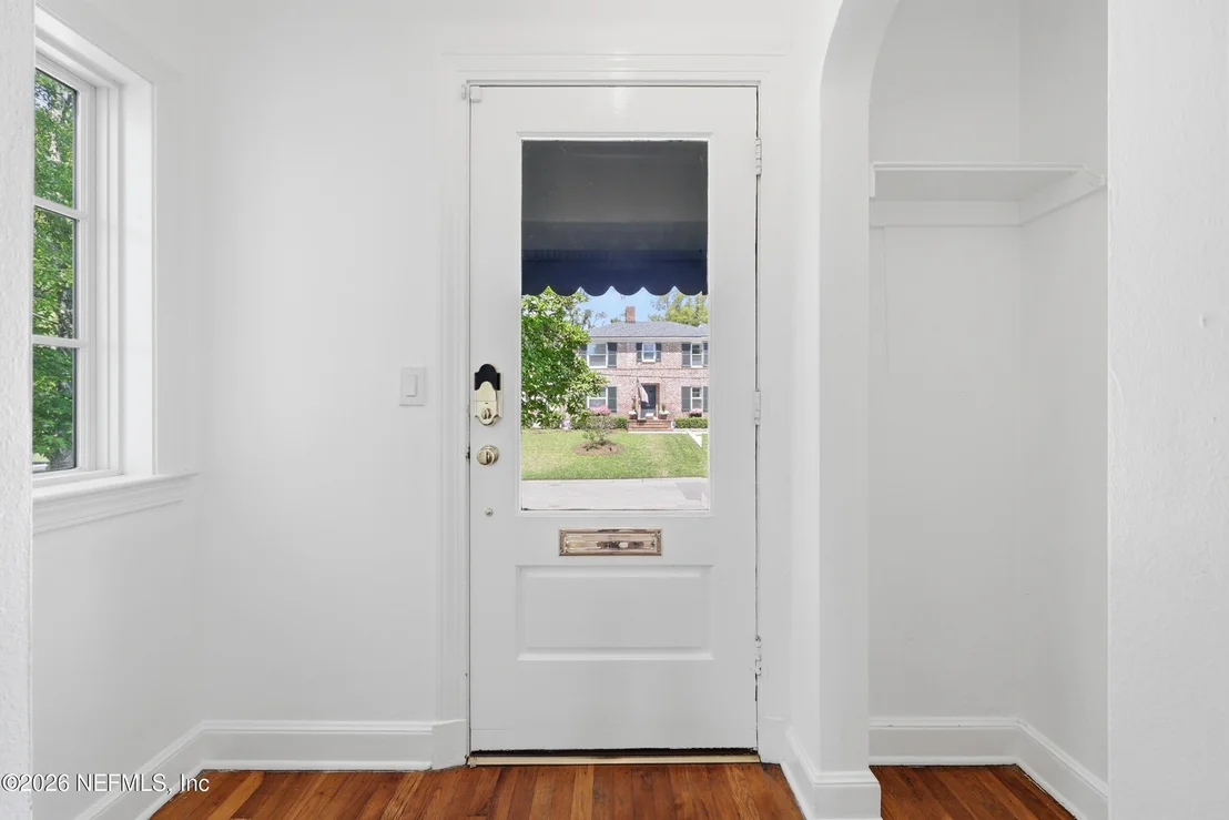 Photo of 1622 AVOCA Place